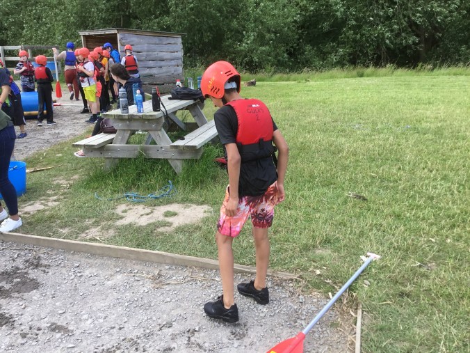 32BE7723-0944-4C2F-AF69-D2BC7379948E